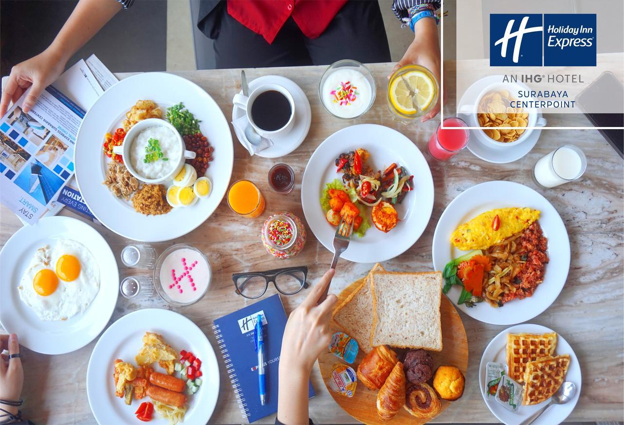 Holiday Inn Express Surabaya Centerpoint By Ihg Dış mekan fotoğraf